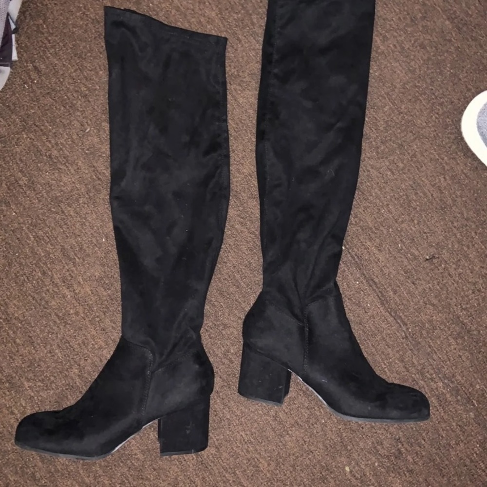 High knee boots